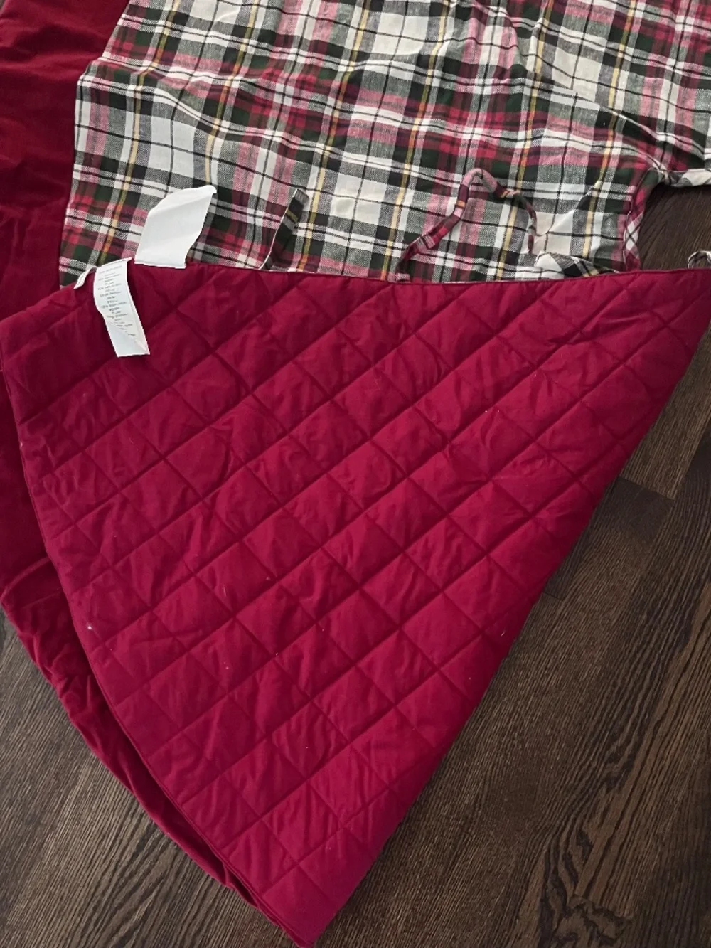 Pottery Barn Denver Tartan Christmas Tree Skirt Red Velvet Border NEW IN BOX